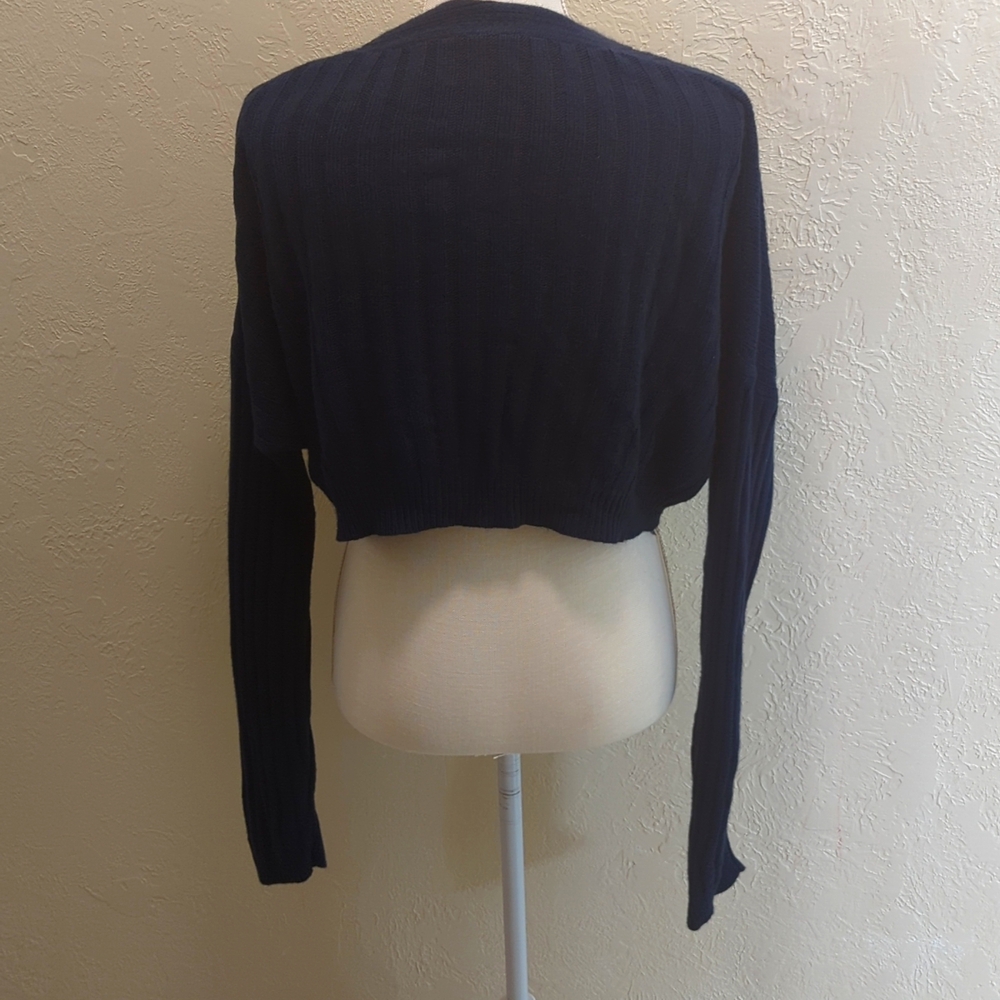 Cropped Sweater - Picture 2 of 5